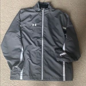 Light windbreaker grey.